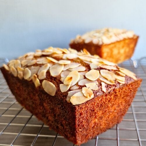 almond banana bread with brown sugar